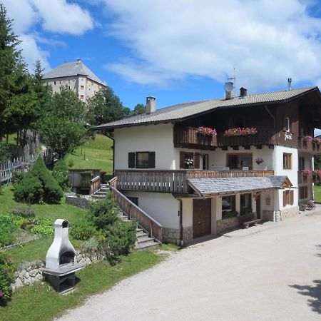 Garni Juri Bed & Breakfast ลาวิลลา ภายนอก รูปภาพ